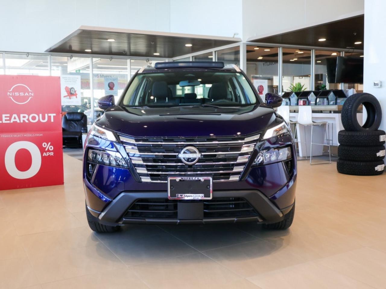 2024 Nissan Rogue SV Moonroof  - Moonroof -  Power Liftgate Photo