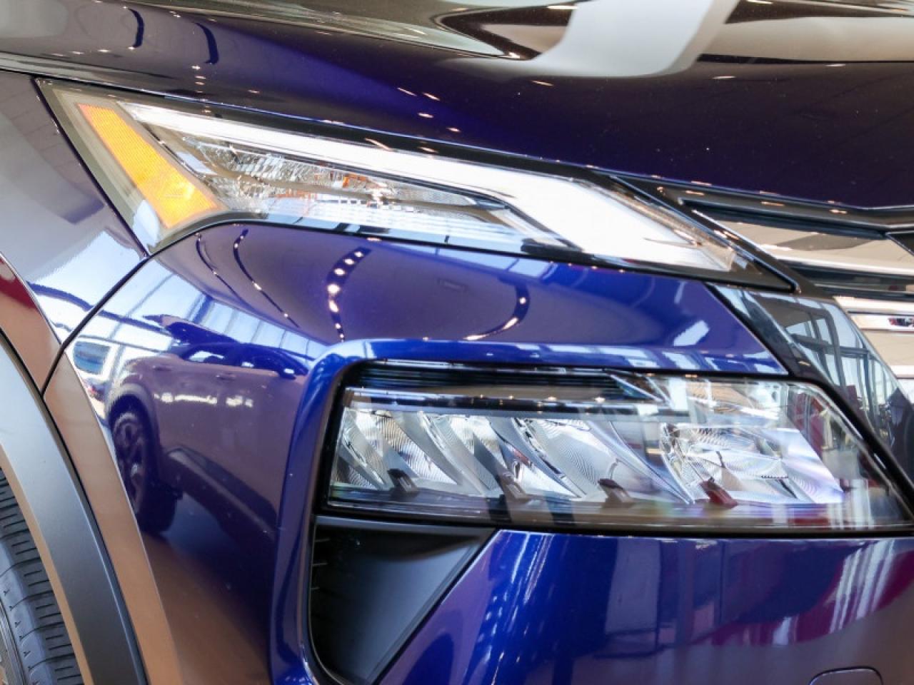 2024 Nissan Rogue SV Moonroof  - Moonroof -  Power Liftgate Photo