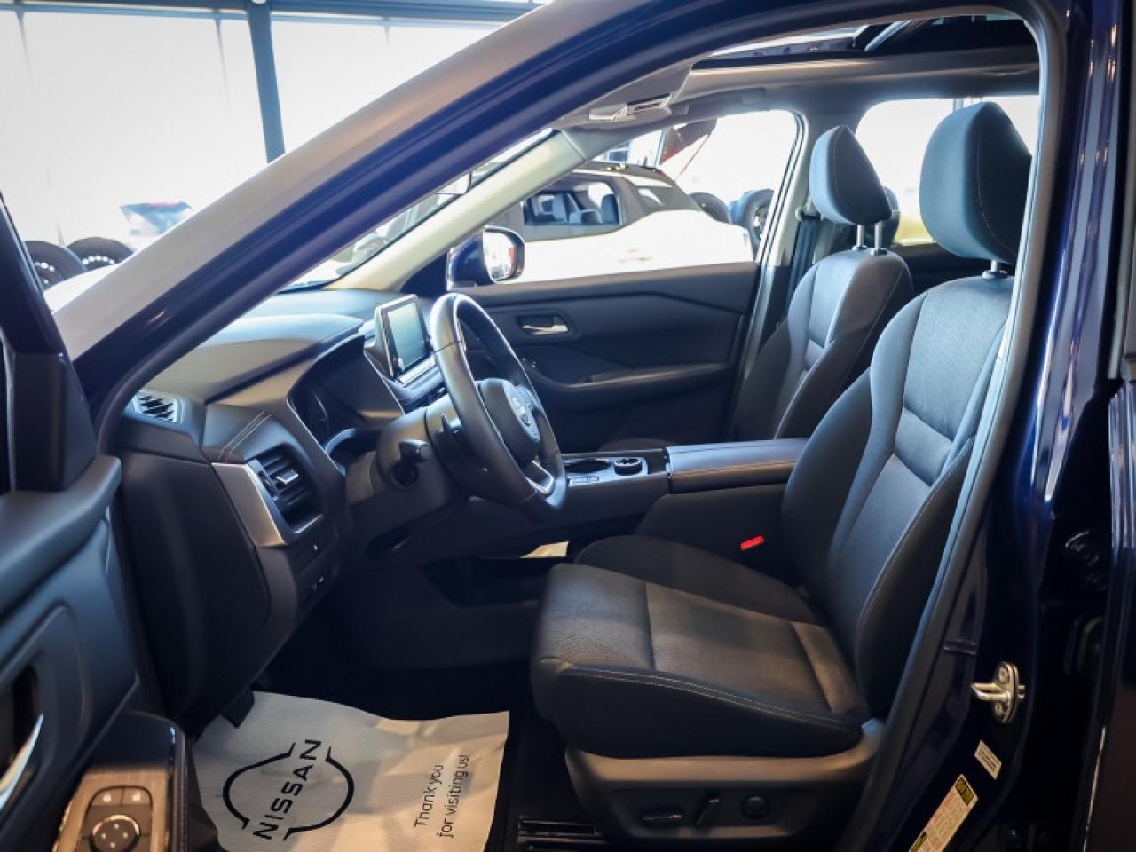 2024 Nissan Rogue SV Moonroof  - Moonroof -  Power Liftgate Photo