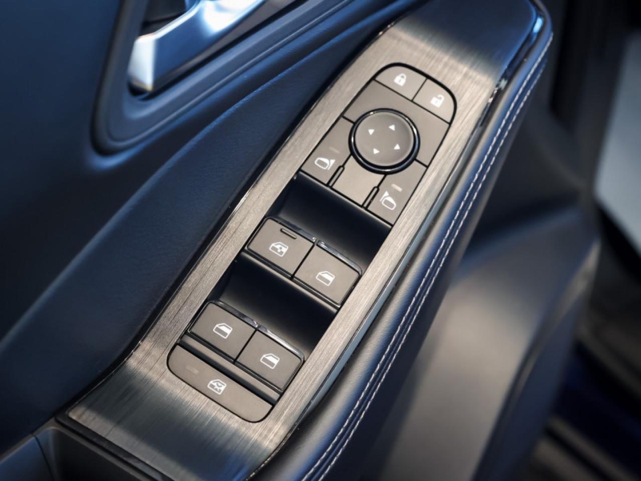 2024 Nissan Rogue SV Moonroof  - Moonroof -  Power Liftgate Photo