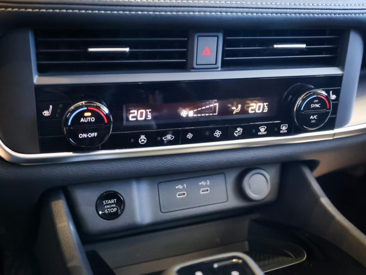 2024 Nissan Rogue SV Moonroof  - Moonroof -  Power Liftgate Photo