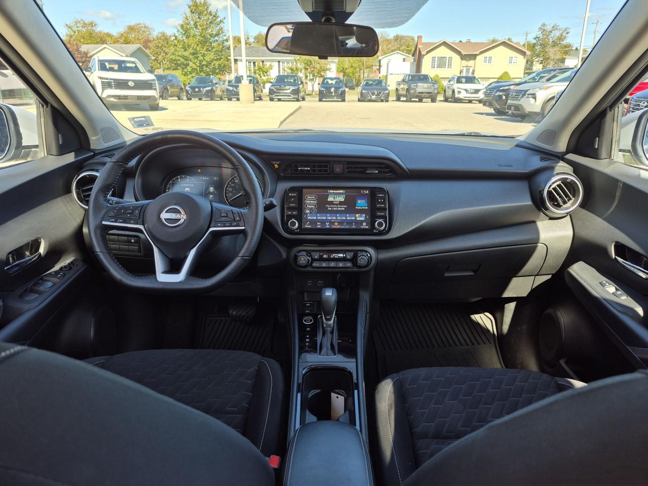 2022 Nissan Kicks SV Photo27