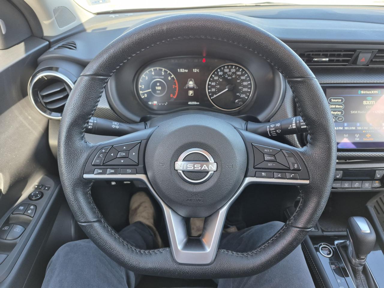 2022 Nissan Kicks SV Photo22