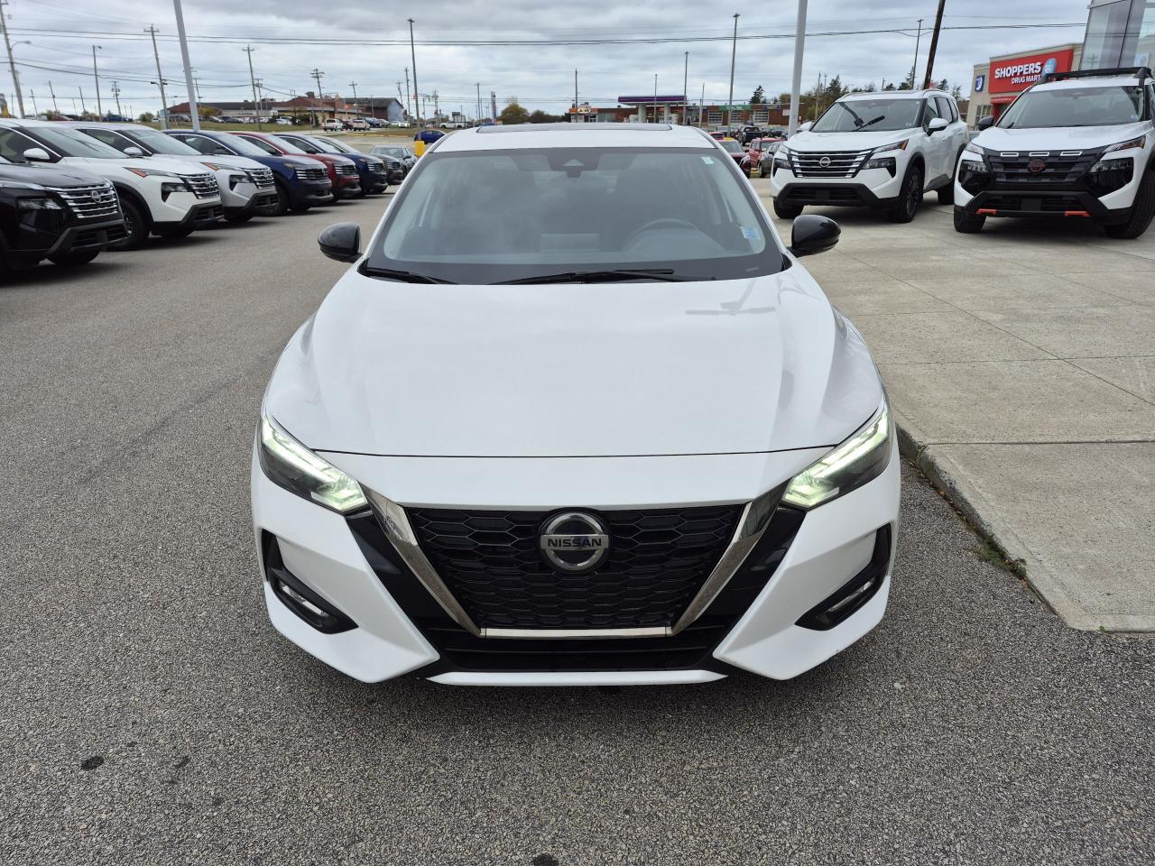 2020 Nissan Sentra SR Photo2