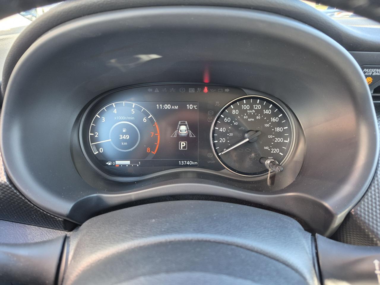 2024 Nissan Kicks SV Photo23