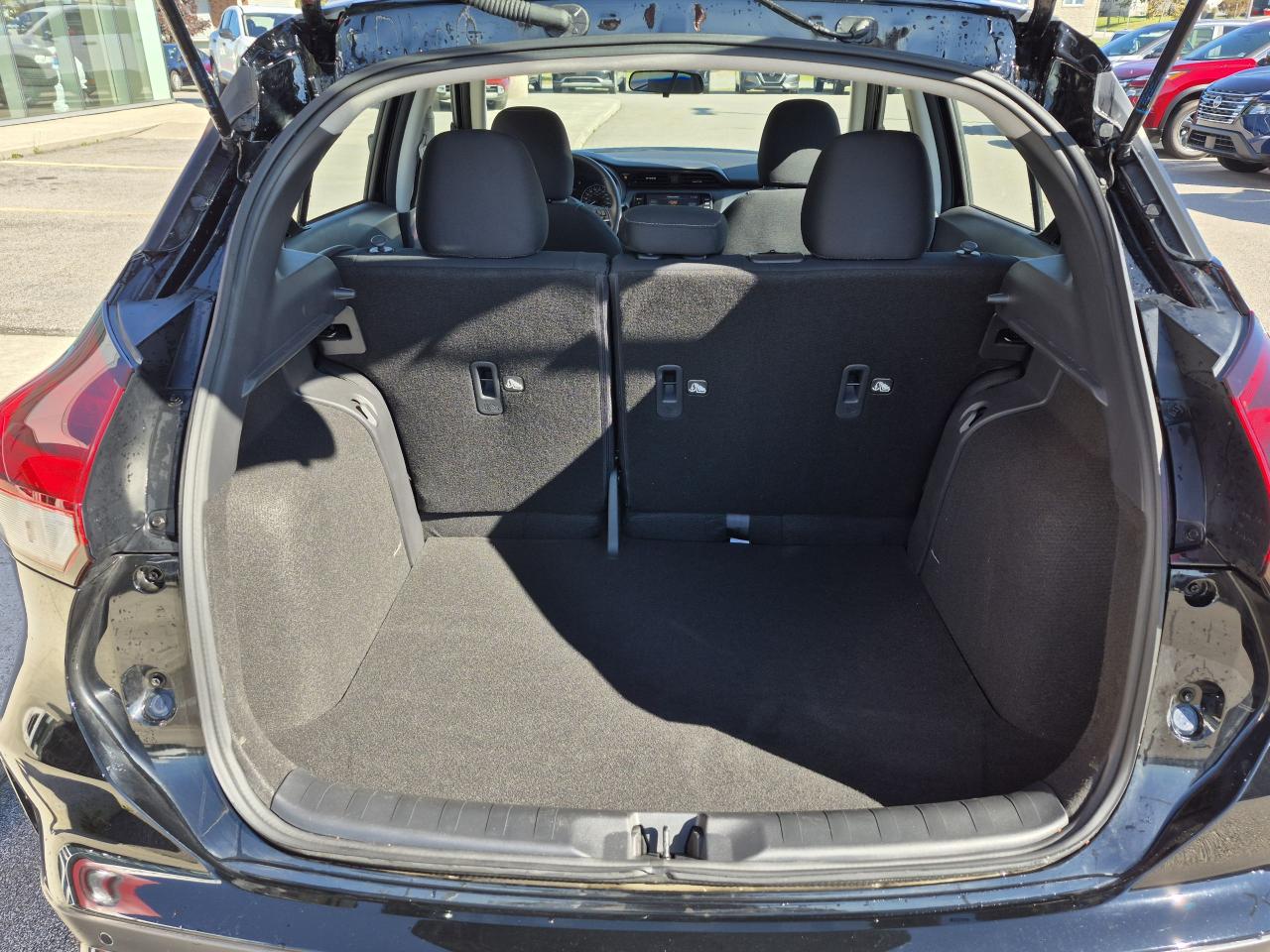 2024 Nissan Kicks SV Photo28