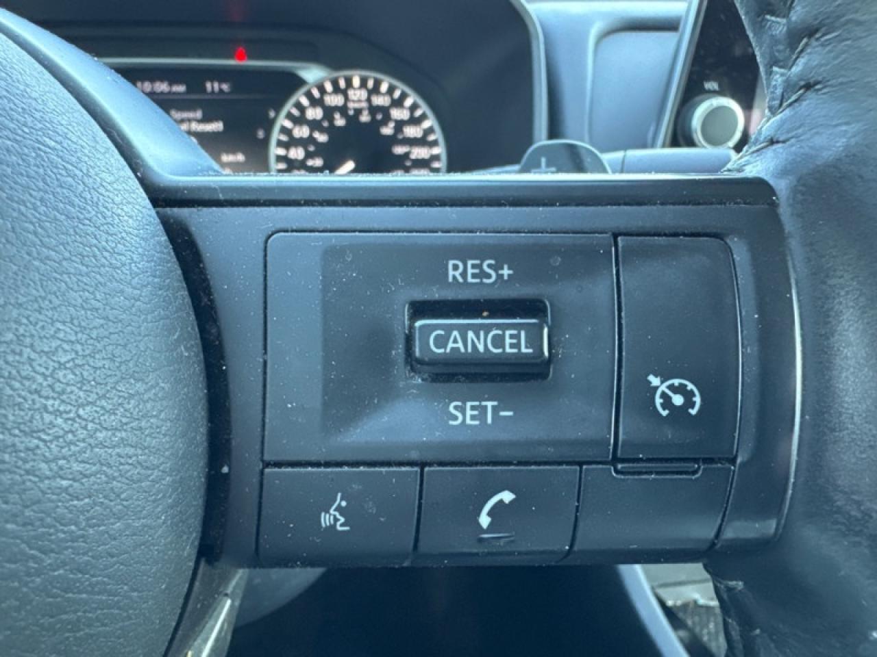 2023 Nissan Rogue S AWD  - Apple CarPlay -  Android Auto Photo