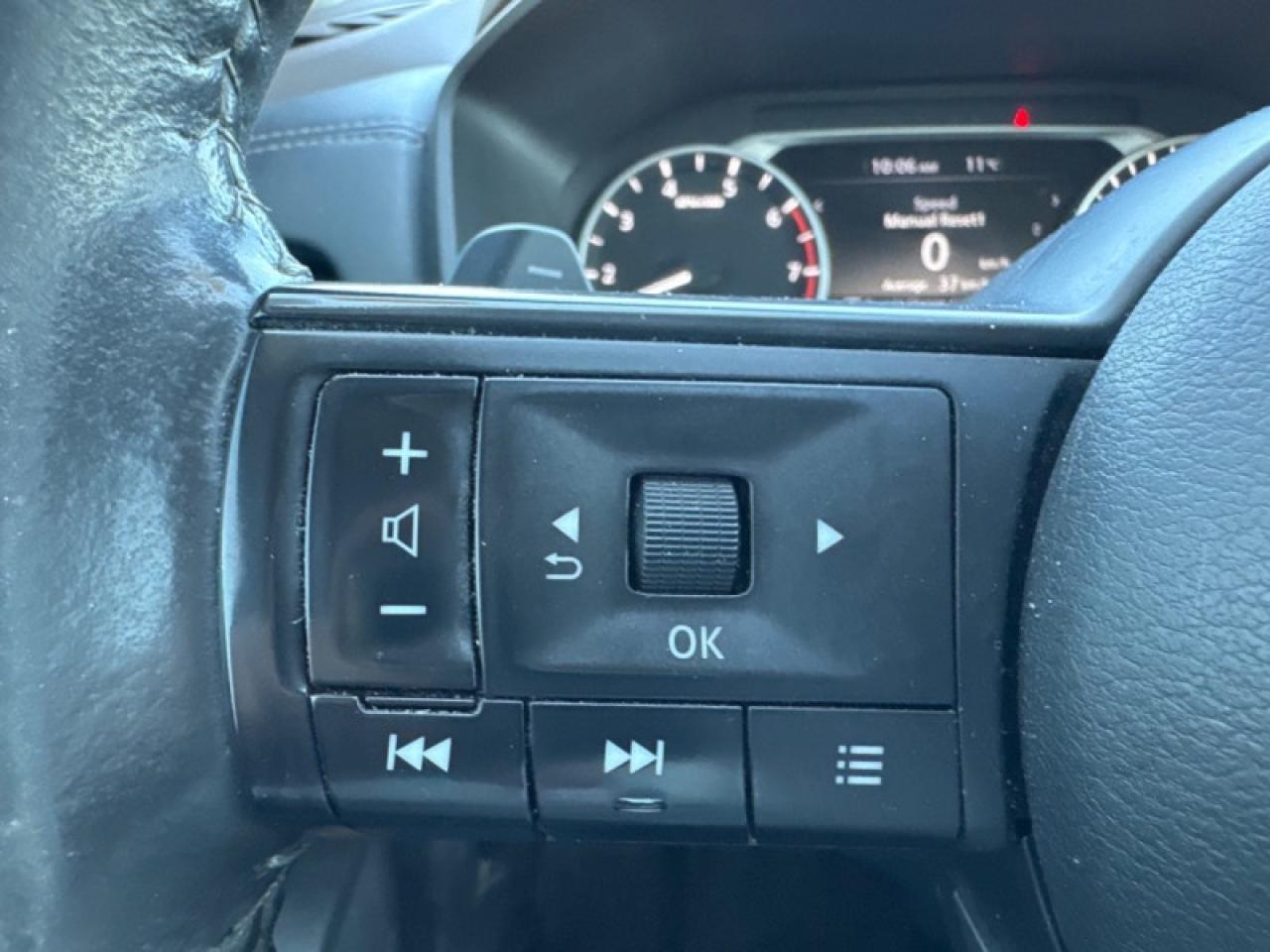 2023 Nissan Rogue S AWD  - Apple CarPlay -  Android Auto Photo