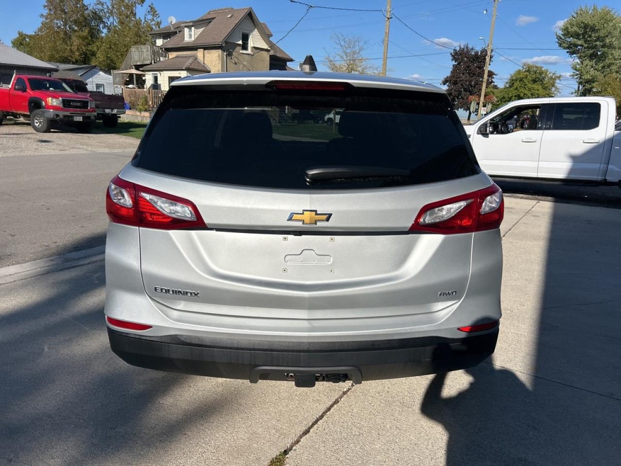 2021 Chevrolet Equinox LS   AWD ** SUPER  CLEAN ** Photo