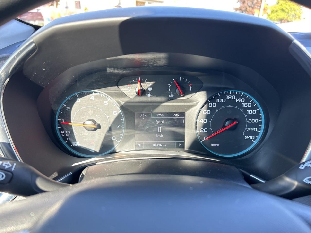 2021 Chevrolet Equinox LS   AWD ** SUPER  CLEAN ** Photo