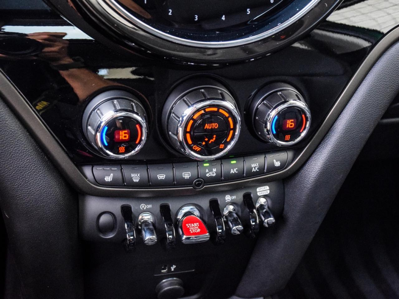 2024 MINI Cooper Countryman Cooper S Photo