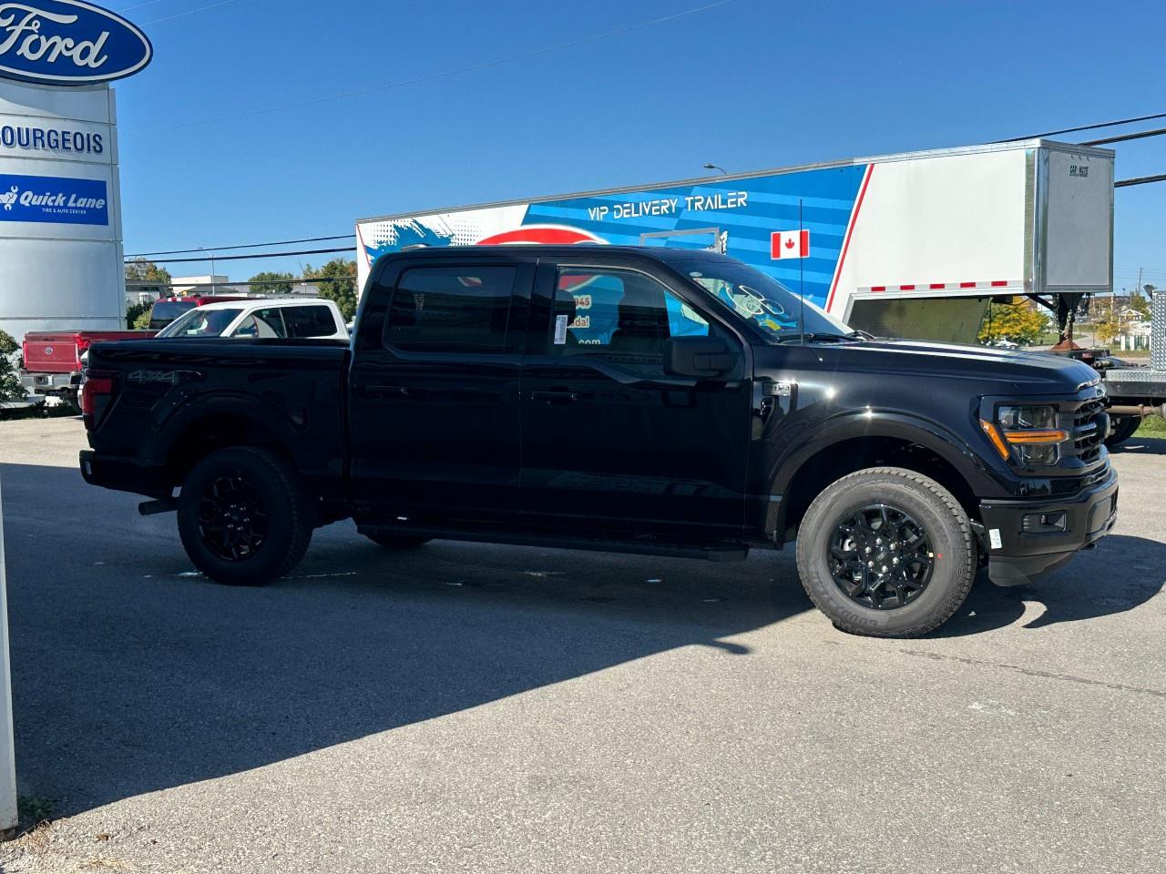 2025 Ford F-150 XLT 4WD SuperCrew 5.5' Box Photo4