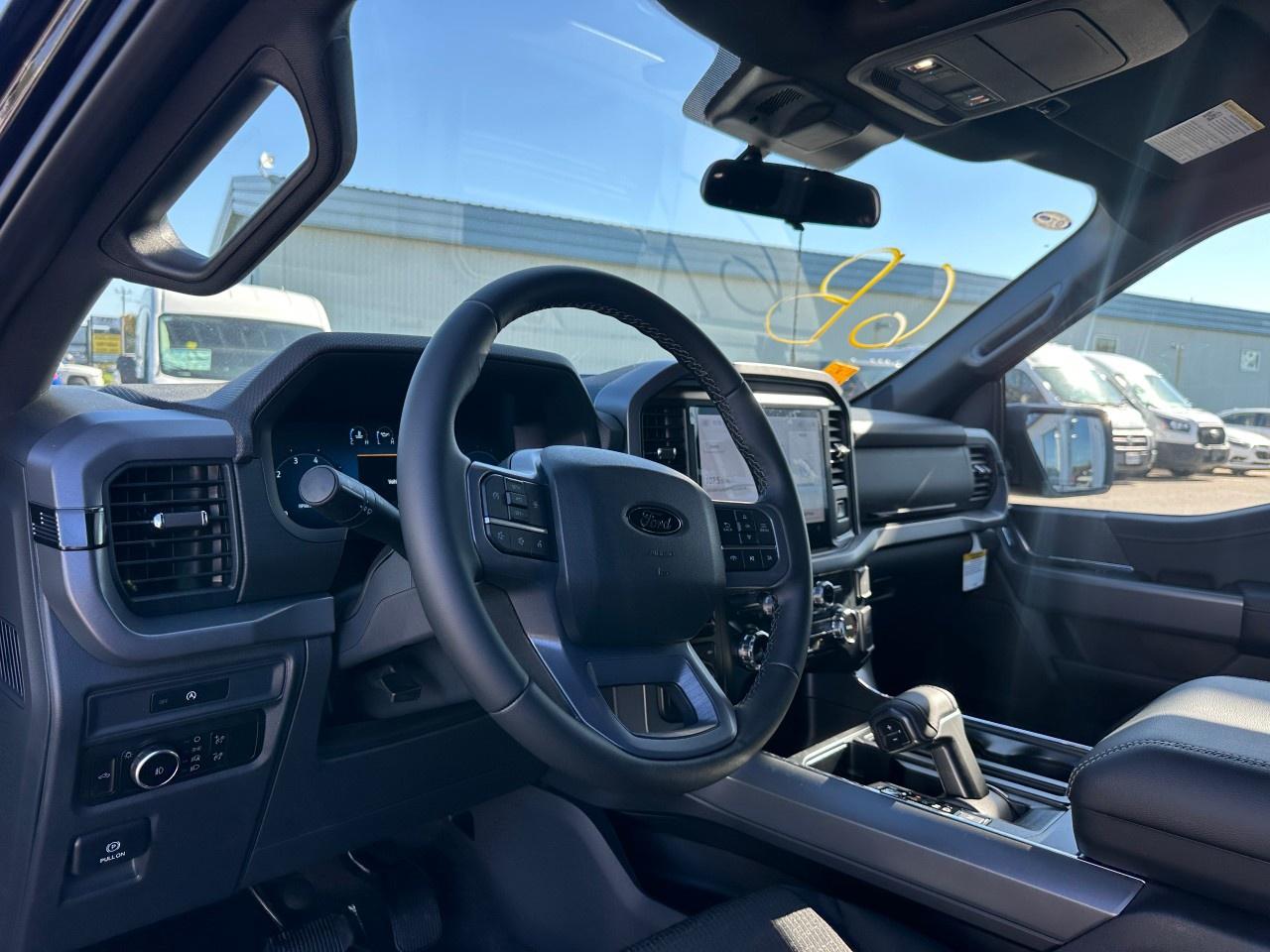 2025 Ford F-150 XLT 4WD SuperCrew 5.5' Box Photo