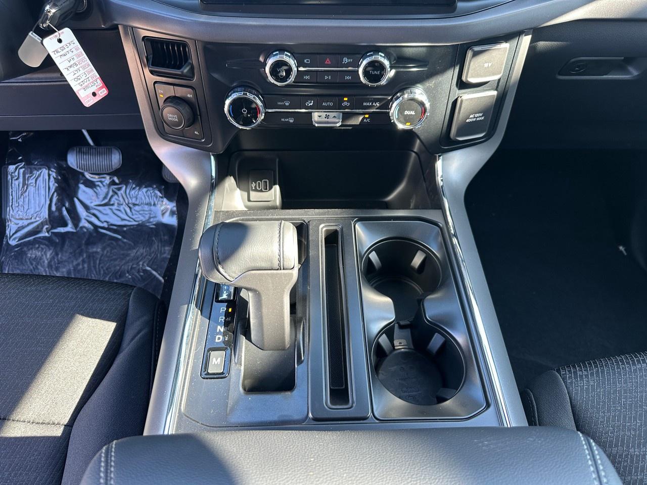 2025 Ford F-150 XLT 4WD SuperCrew 5.5' Box Photo