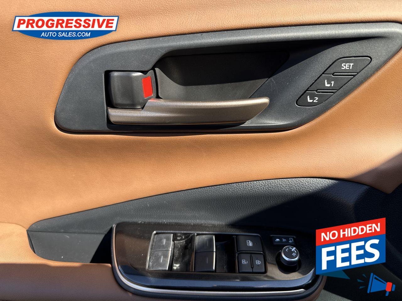 2025 Toyota Crown Signia Limited - Hybrid -  Sunroof Photo