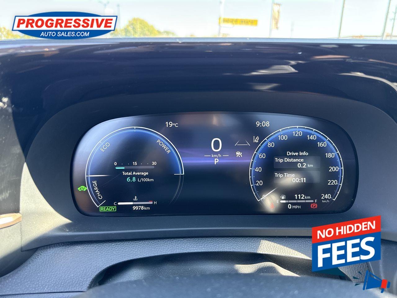 2025 Toyota Crown Signia Limited - Hybrid -  Sunroof Photo