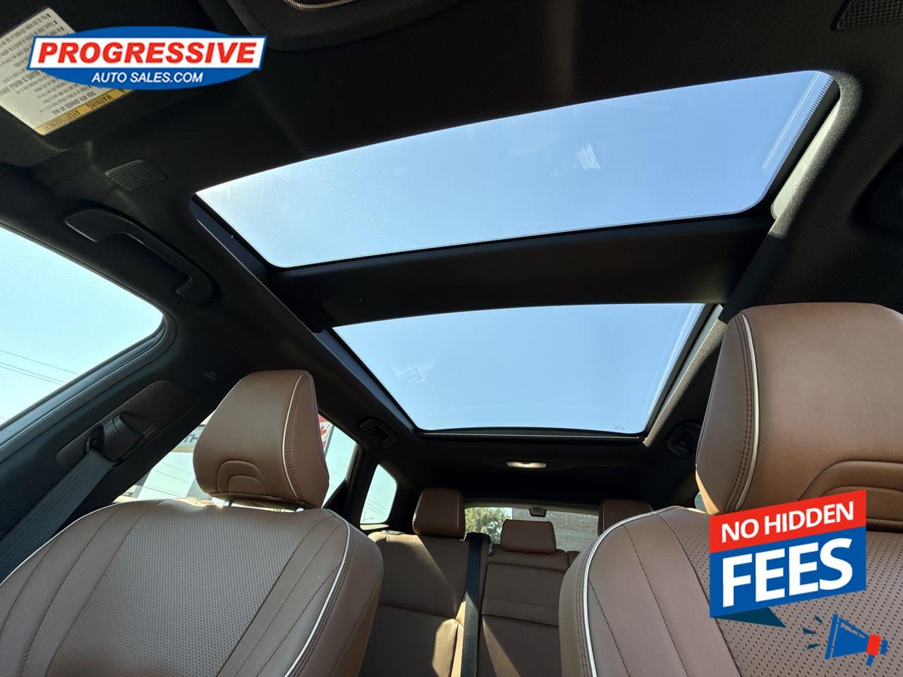 2025 Toyota Crown Signia Limited - Hybrid -  Sunroof Photo