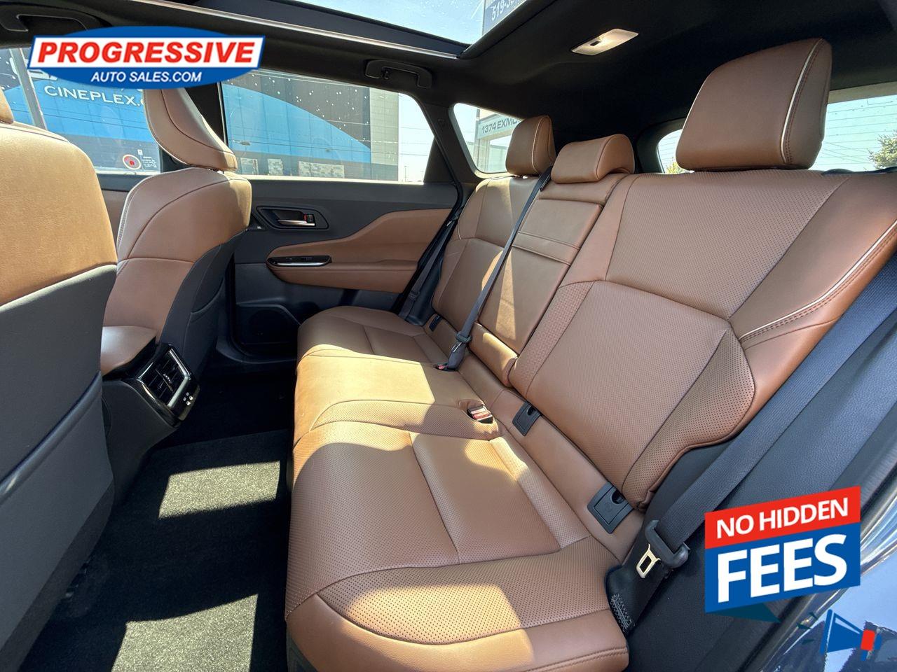 2025 Toyota Crown Signia Limited - Hybrid -  Sunroof Photo