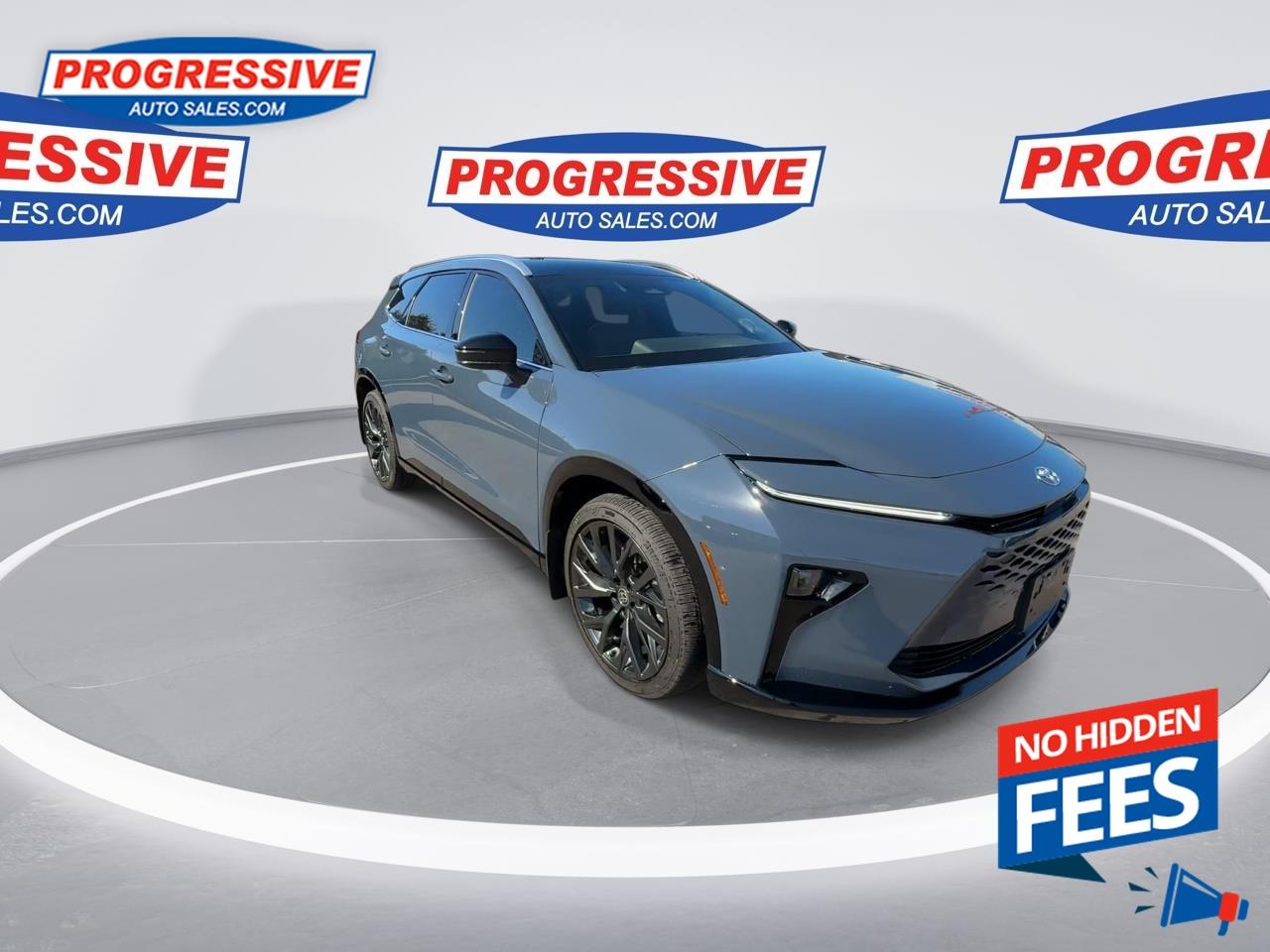 2025 Toyota Crown Signia Limited - Hybrid -  Sunroof Photo2