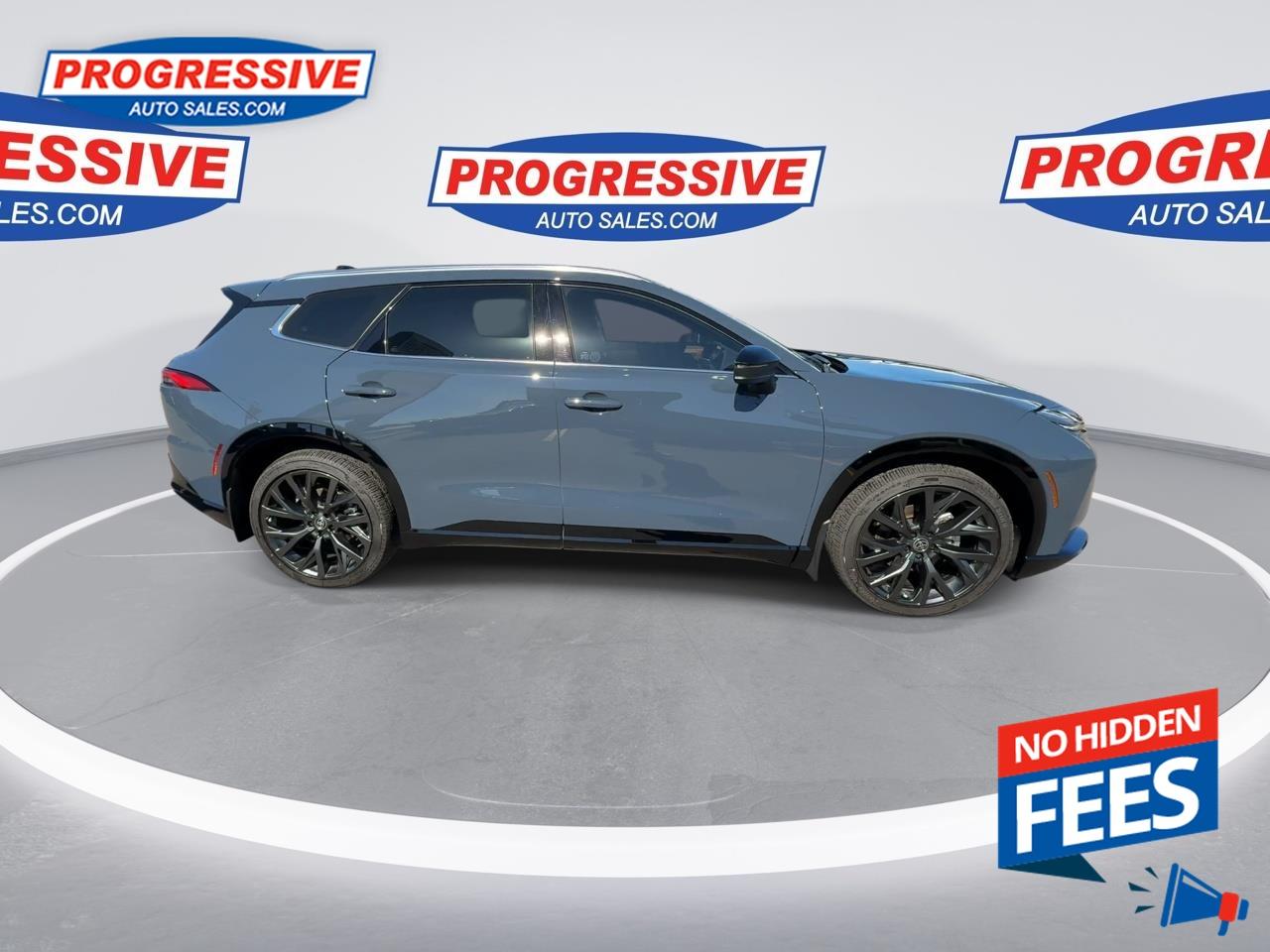 2025 Toyota Crown Signia Limited - Hybrid -  Sunroof Photo