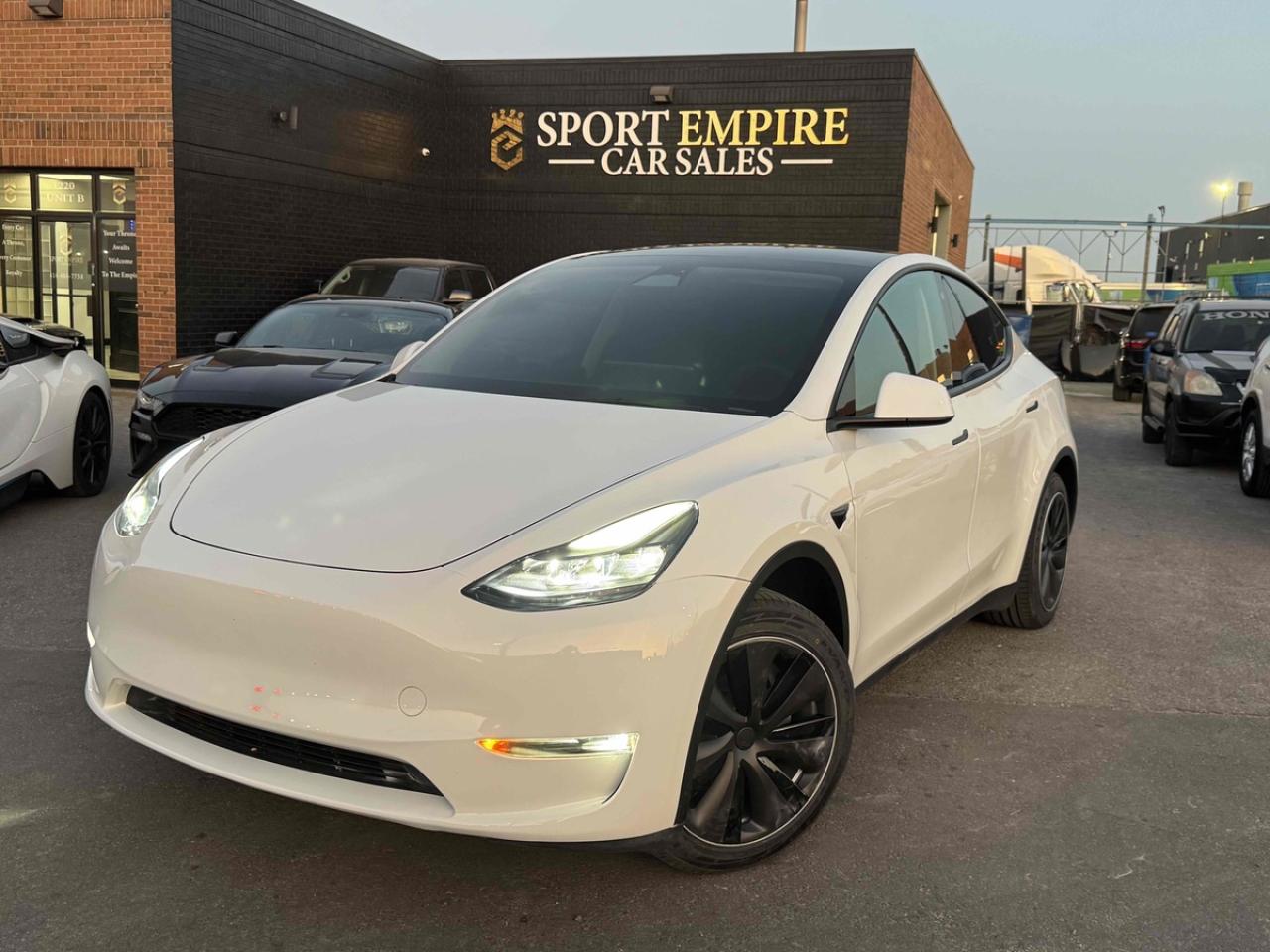 Used 2023 Tesla Model Y LONG RANGE for sale in Mississauga, ON
