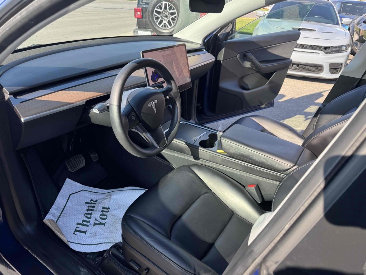 2022 Tesla Model Y LONG RANGE - Photo #14