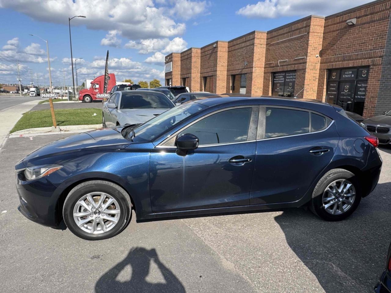2016 Mazda MAZDA3 4dr HB Sport Man GS - Photo #3