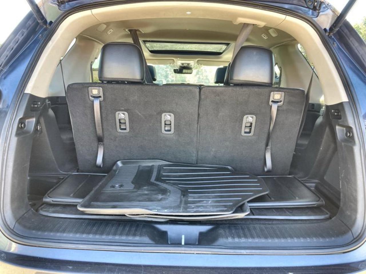 2023 Honda Pilot Touring AWD | No accidents Photo