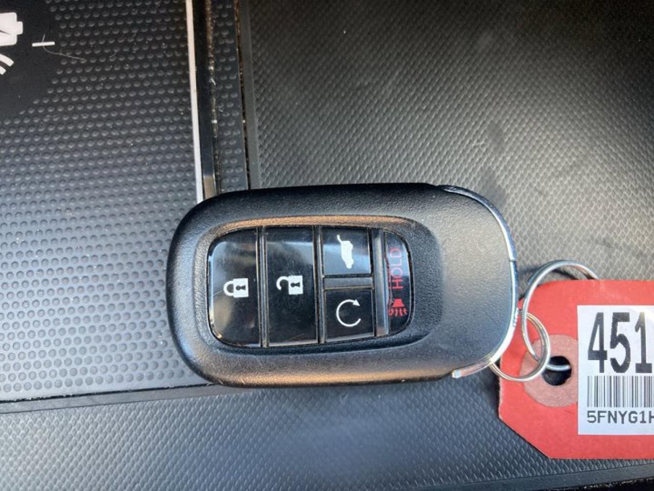 2023 Honda Pilot Touring AWD | No accidents Photo