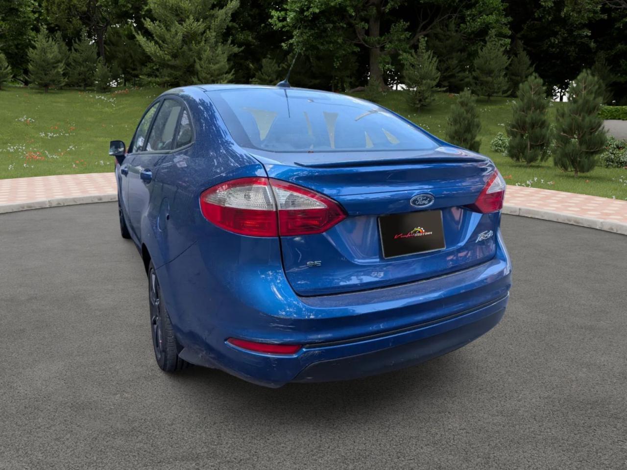 2019 Ford Fiesta SE - Photo #4