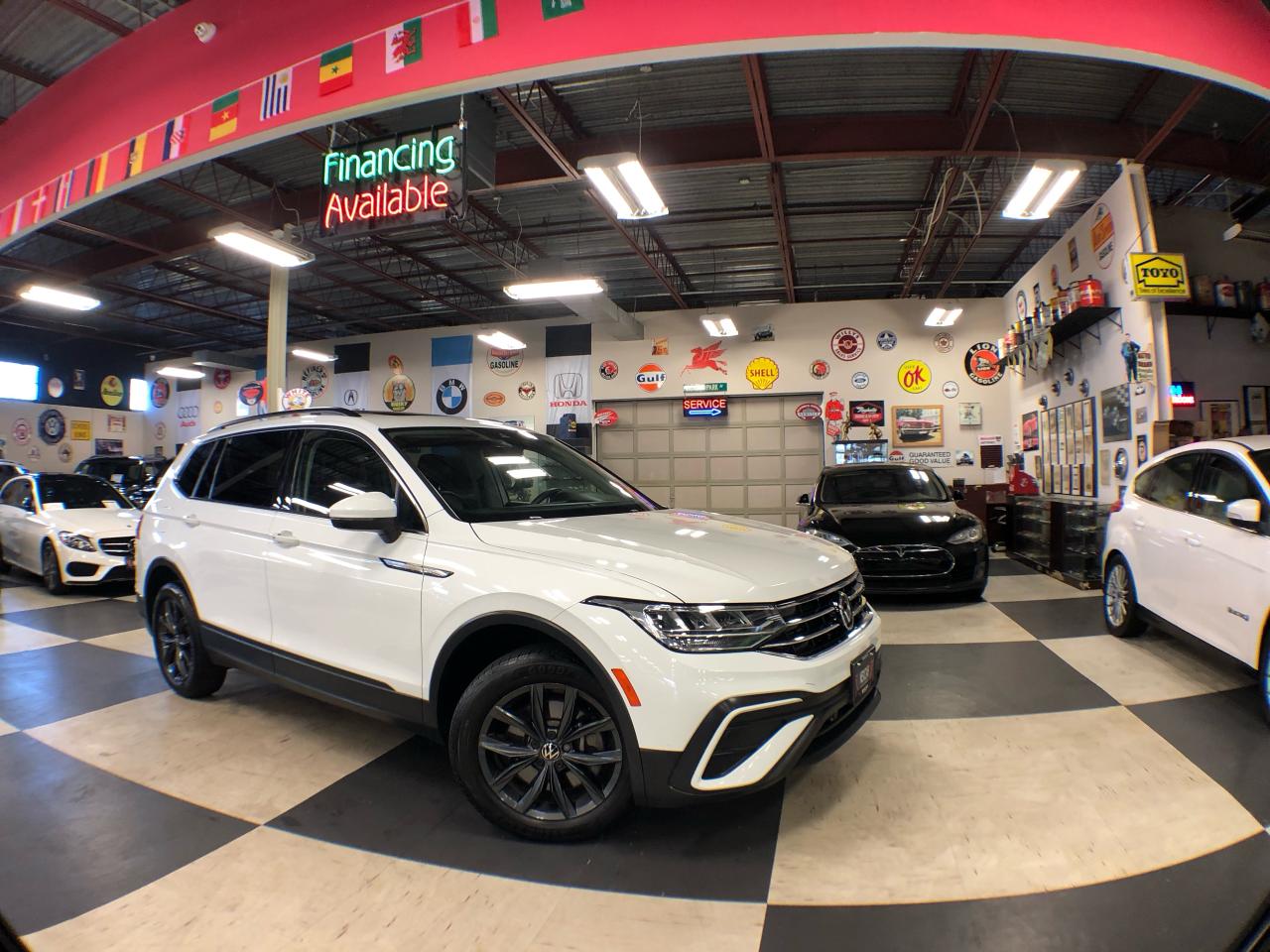 2022 Volkswagen Tiguan COMFORTLINE AWD LEATHER PAN/ROOF CARPLAY B/SPOT
