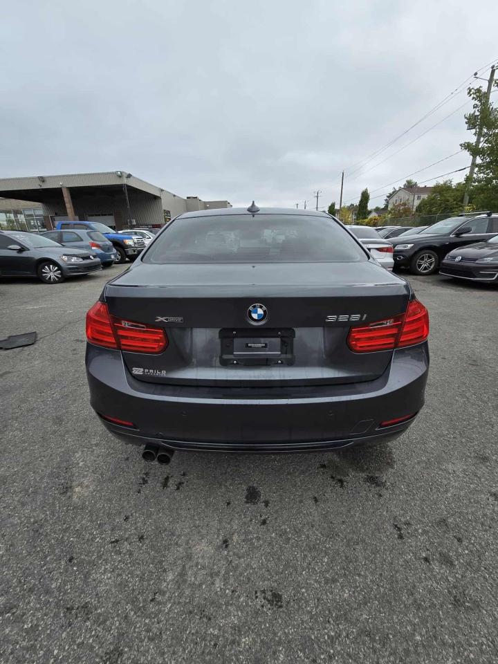 2014 BMW 3 Series 328i xDrive - Photo #5