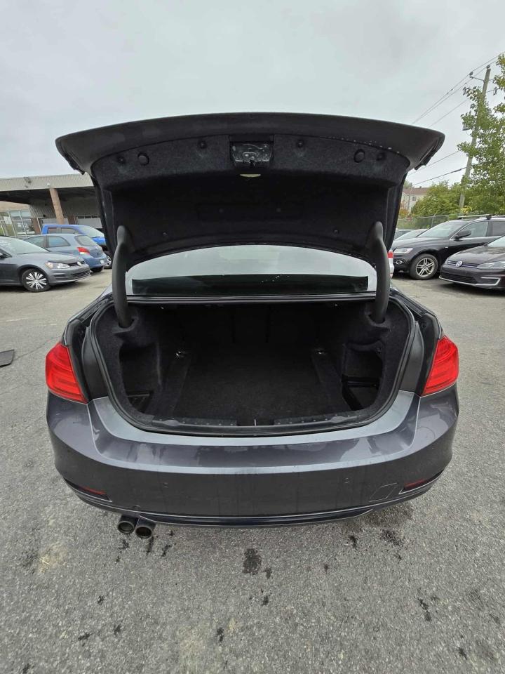 2014 BMW 3 Series 328i xDrive - Photo #9