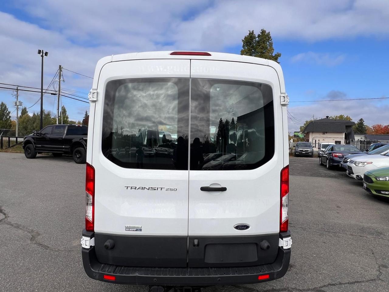 2017 Ford Transit Cargo Van  - Photo #4