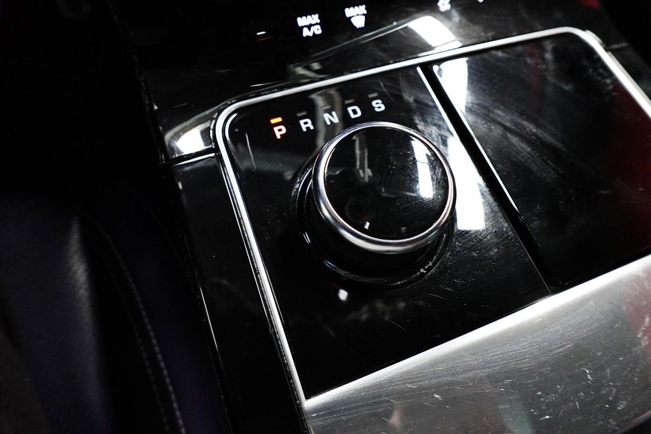 2019 Land Rover Range Rover Velar R-Dynamic.P 300,NO ACCIDENT ,DEALER MAINTAIN - Photo #28