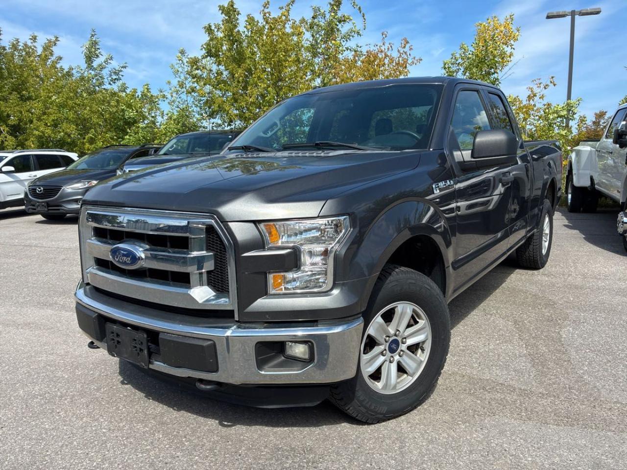 2016 Ford F-150 XLT/ V8/ WELL MAINTAINED / A/C / NEW TIRES / CLEAN - Photo #2
