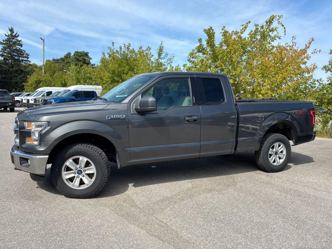 Used 2016 Ford F-150 XLT/ V8/ WELL MAINTAINED / A/C / NEW TIRES / CLEAN for sale in Scarborough, ON