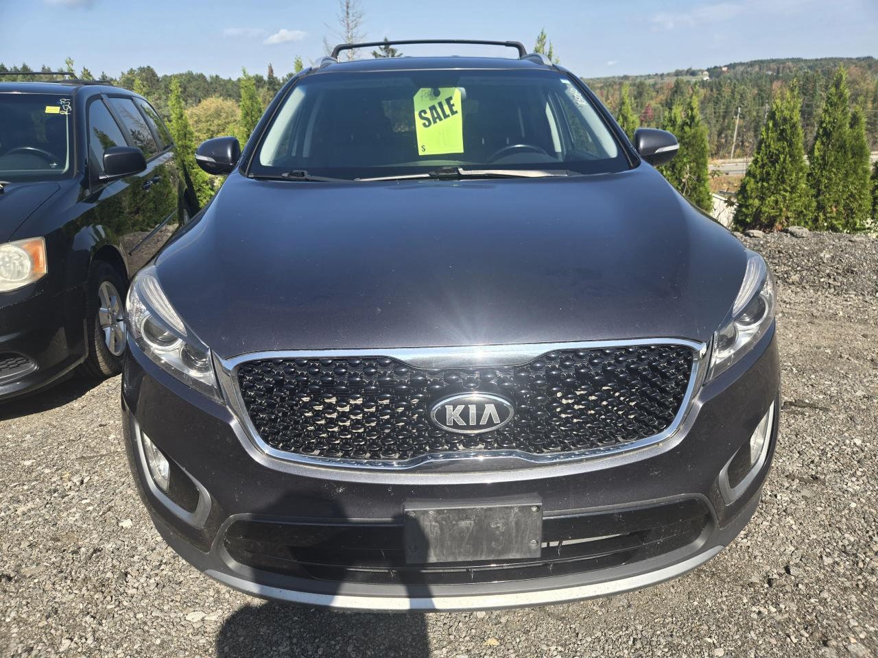 2016 Kia Sorento 2.0L Turbo EX - Photo #2
