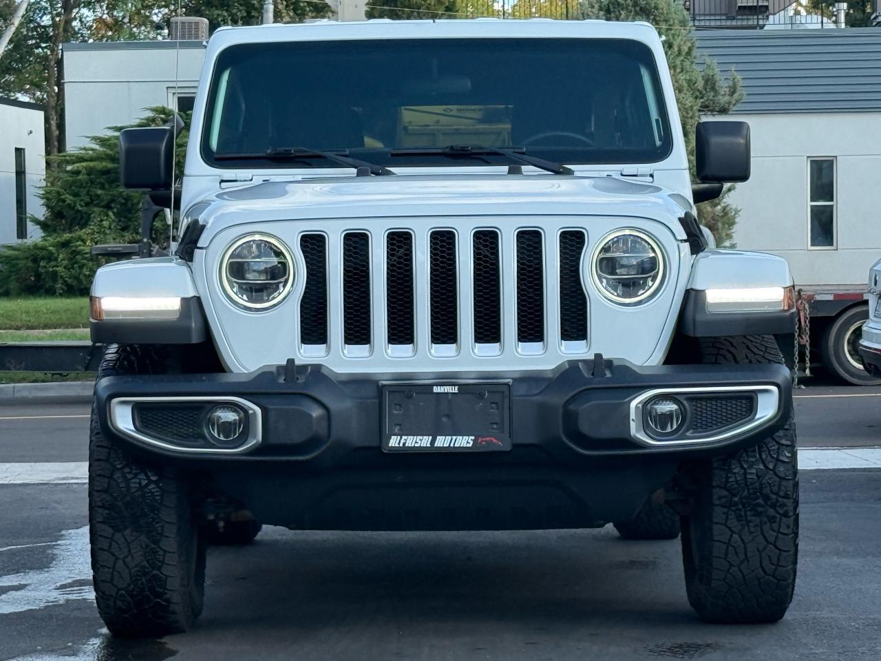 2018 Jeep Wrangler Unlimited Sahara 4X4 - Photo #2