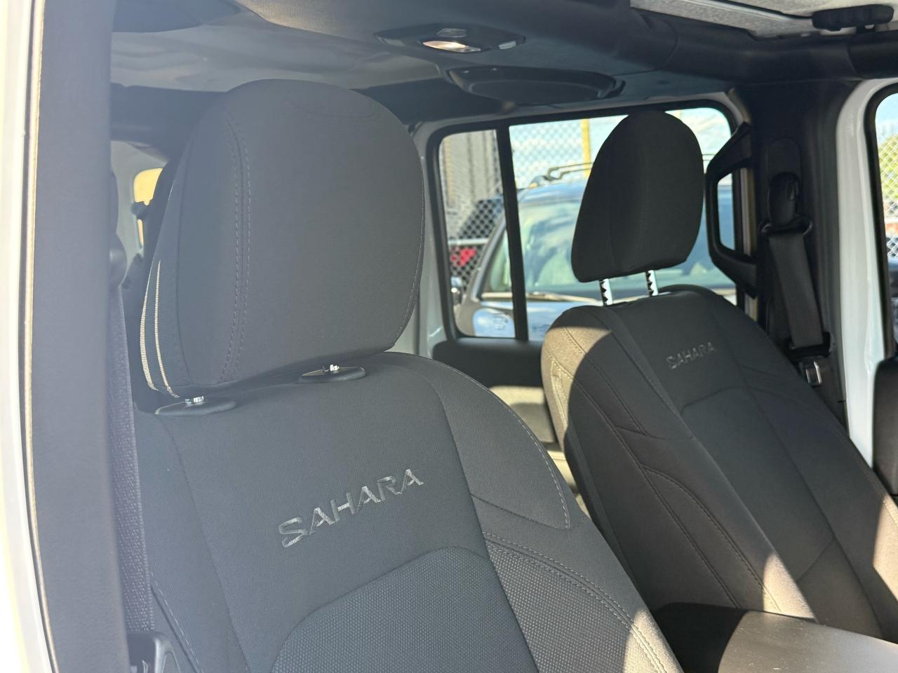 2018 Jeep Wrangler Unlimited Sahara 4X4 - Photo #11