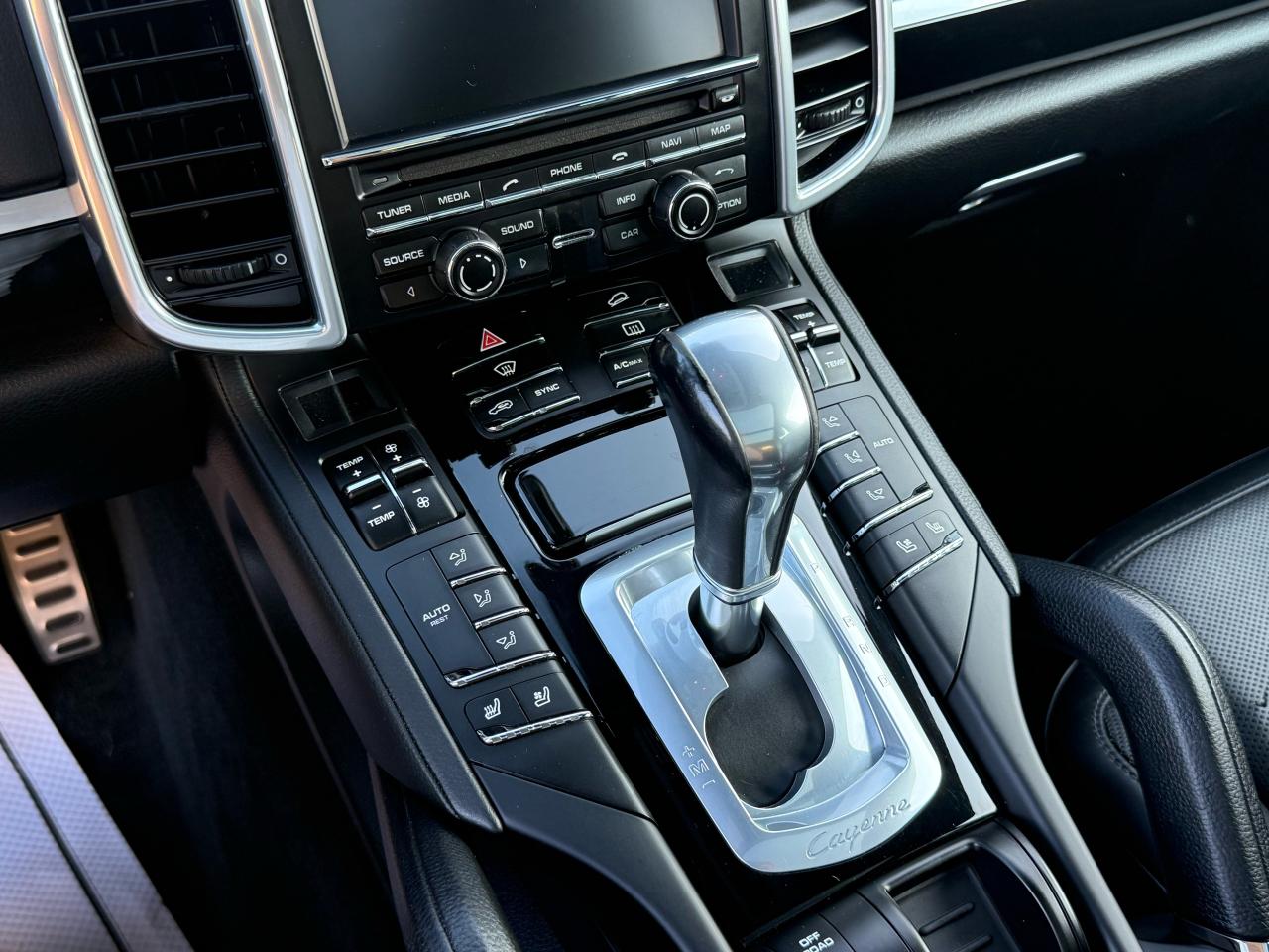 2016 Porsche Cayenne S NAVI|BACKUP|SUNROOF - Photo #20