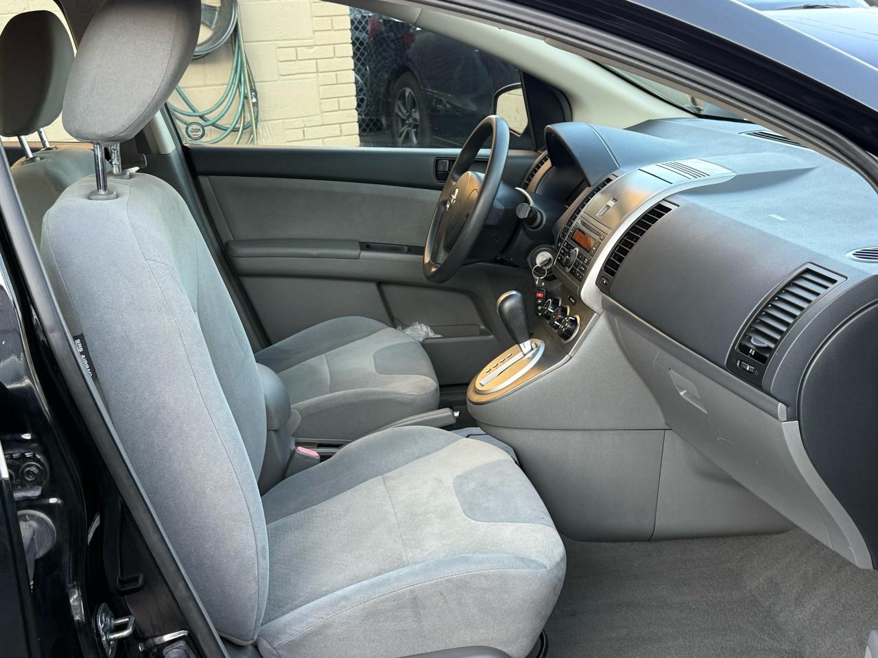 2009 Nissan Sentra 2.0 Fe+ - Photo #9