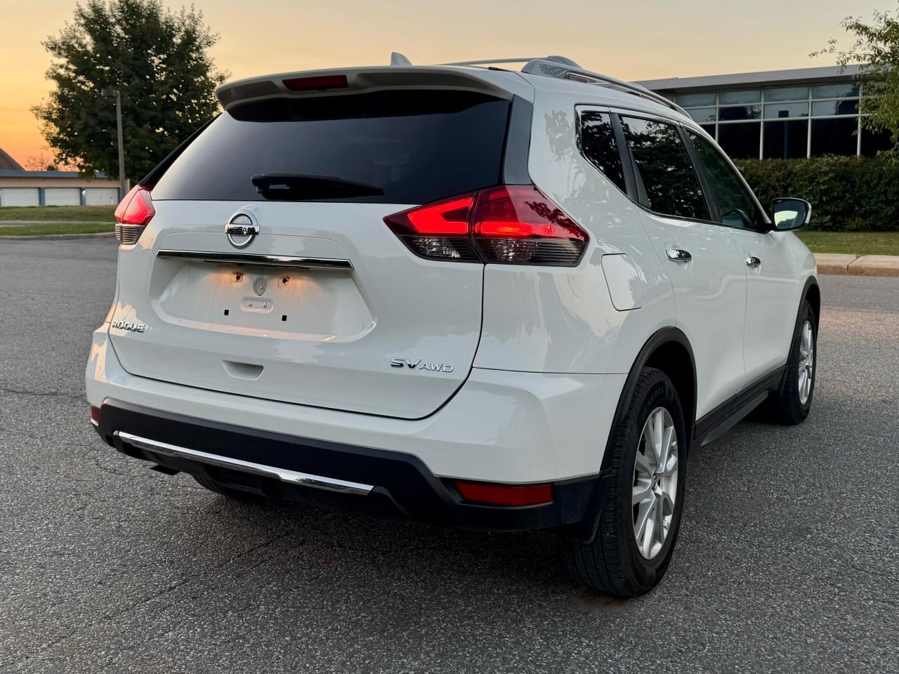 2017 Nissan Rogue AWD 4dr SV - Photo #12