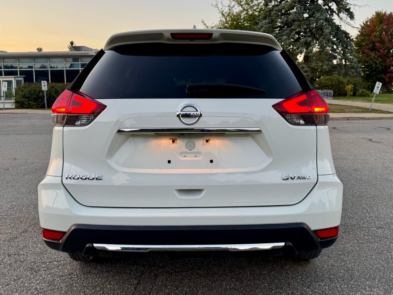 2017 Nissan Rogue AWD 4dr SV - Photo #13