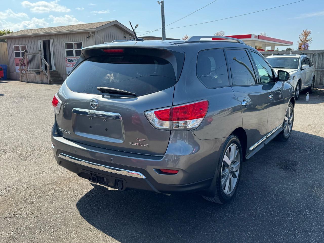 2015 Nissan Pathfinder PLATINUM, LEATHER, NAVI, LOADED, RUNS WELL, AS IS - Photo #5