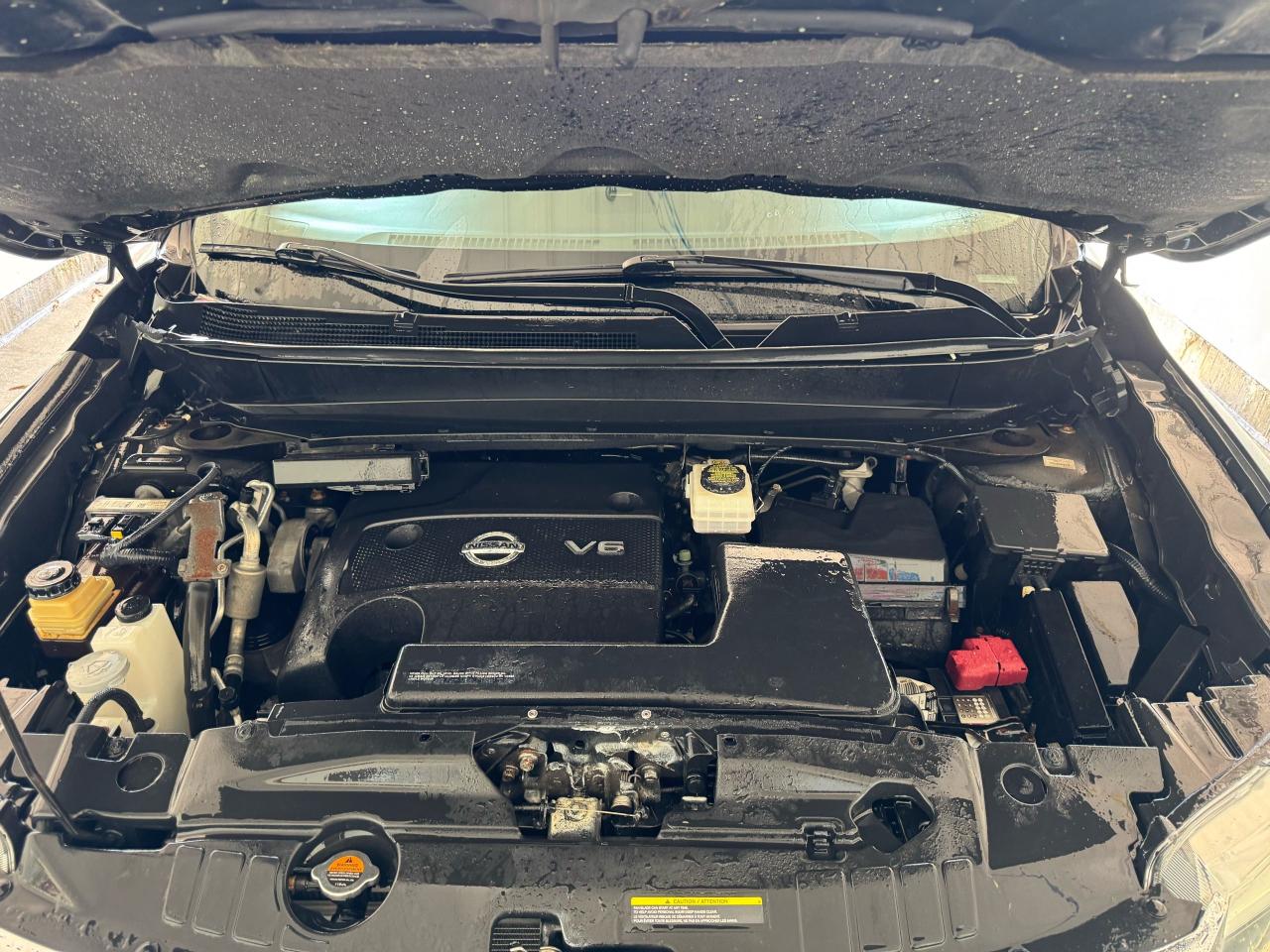 2015 Nissan Pathfinder PLATINUM, LEATHER, NAVI, LOADED, RUNS WELL, AS IS - Photo #17