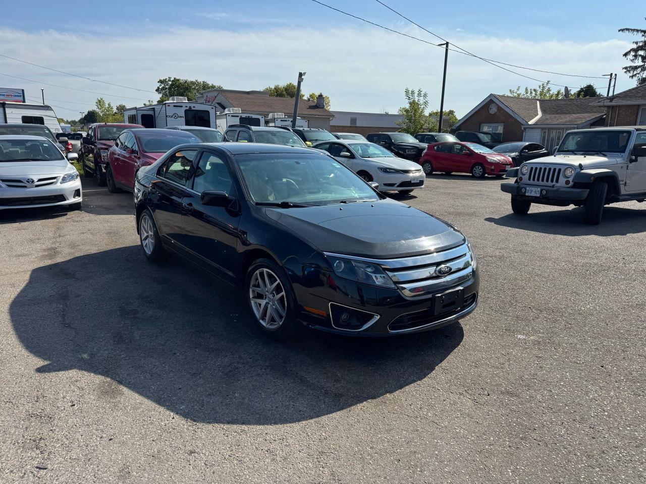 2011 Ford Fusion SEL, LEATHER, AUTO, 4 CYL, ONLY 175KMS, CERTIFIED - Photo #3