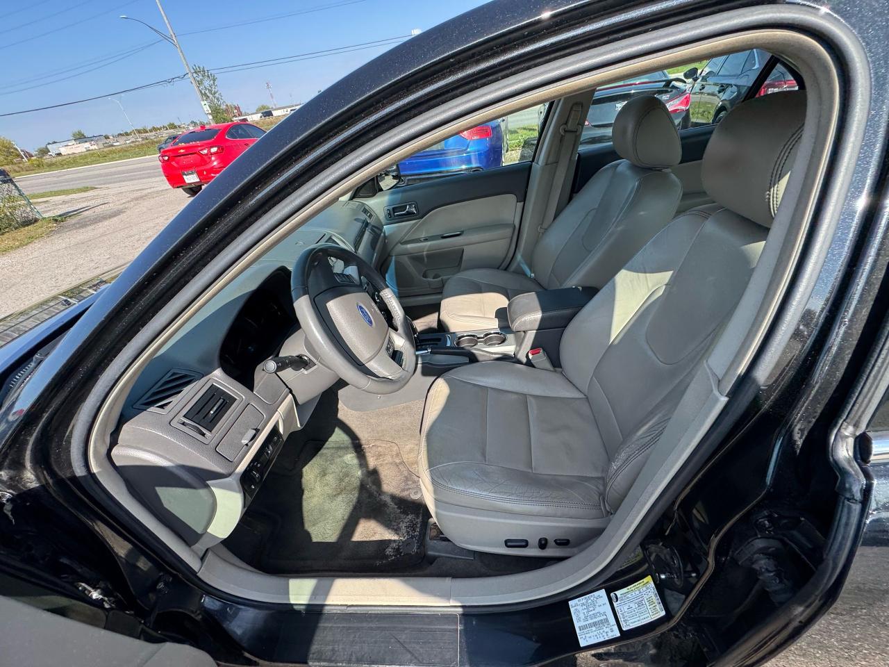 2011 Ford Fusion SEL, LEATHER, AUTO, 4 CYL, ONLY 175KMS, CERTIFIED - Photo #7