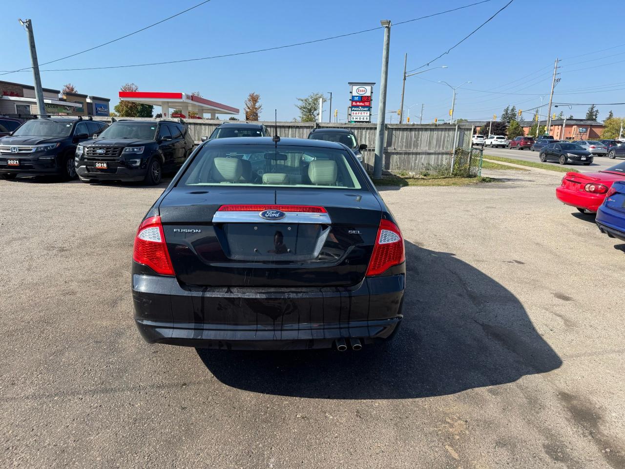 2011 Ford Fusion SEL, LEATHER, AUTO, 4 CYL, ONLY 175KMS, CERTIFIED - Photo #2