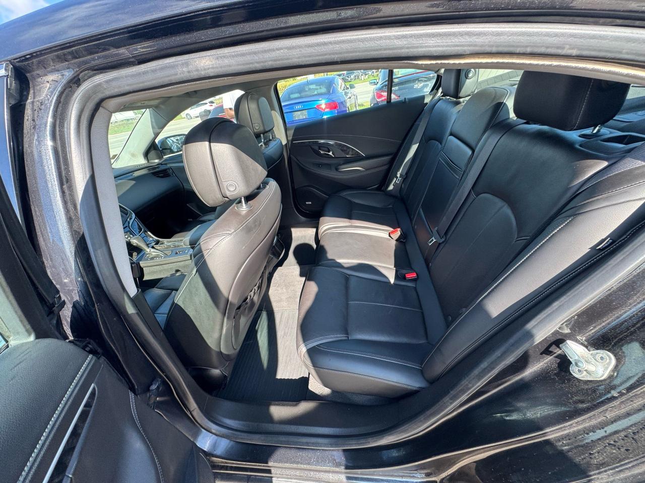 2014 Buick LaCrosse Premium II, V6, ONLY 56,000KMS, LOADED, CERTIFIED - Photo #12